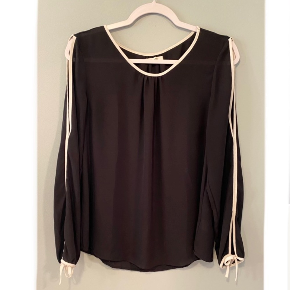 Maurice’s Blouse ✨5 for 25✨